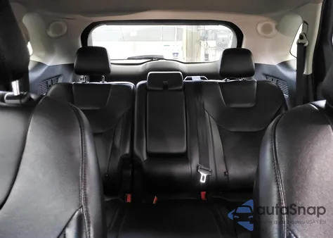 2022 Ford Edge Titanium z USA, uszkodzony, nr VIN 2FMPK4K90NBA39023